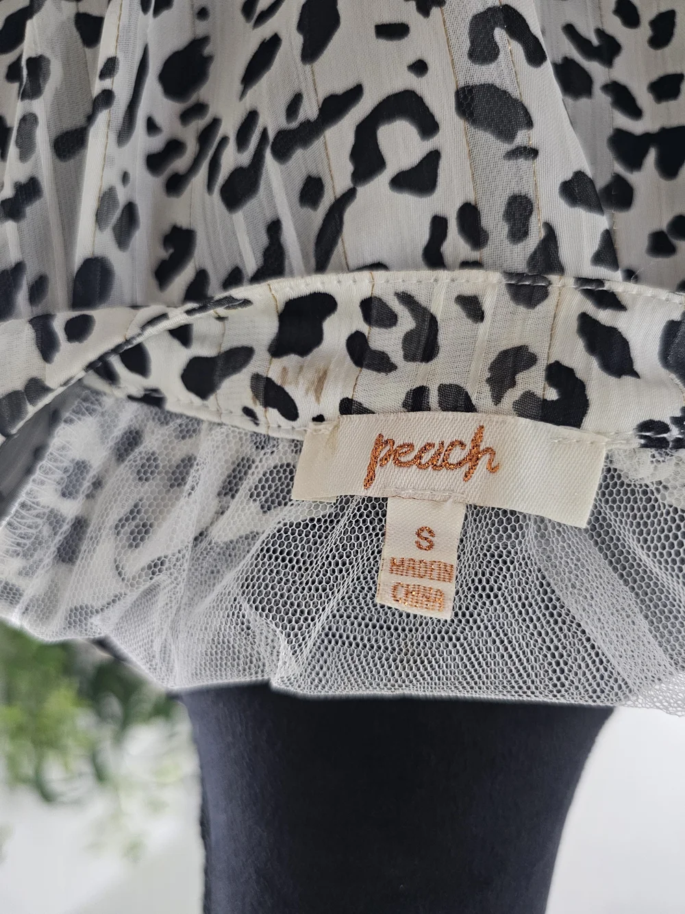 Size S  Women's Black and White Leopard Print Blouse - Picture 14 of 15
